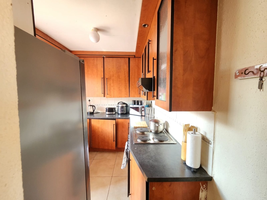 2 Bedroom Property for Sale in Tlhabane West North West